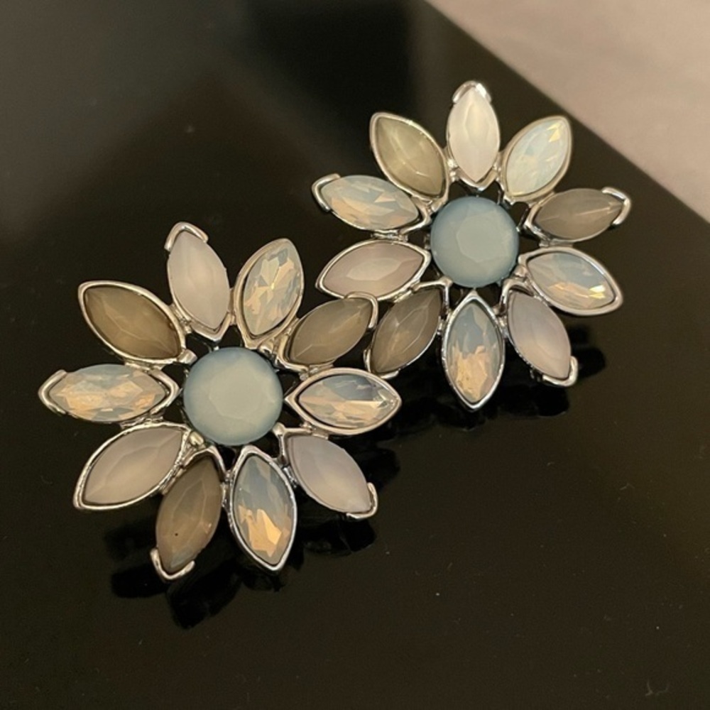 Lane Bryant Silver-tone Opal like Flower Earrings with hints of Blue (Pierced)